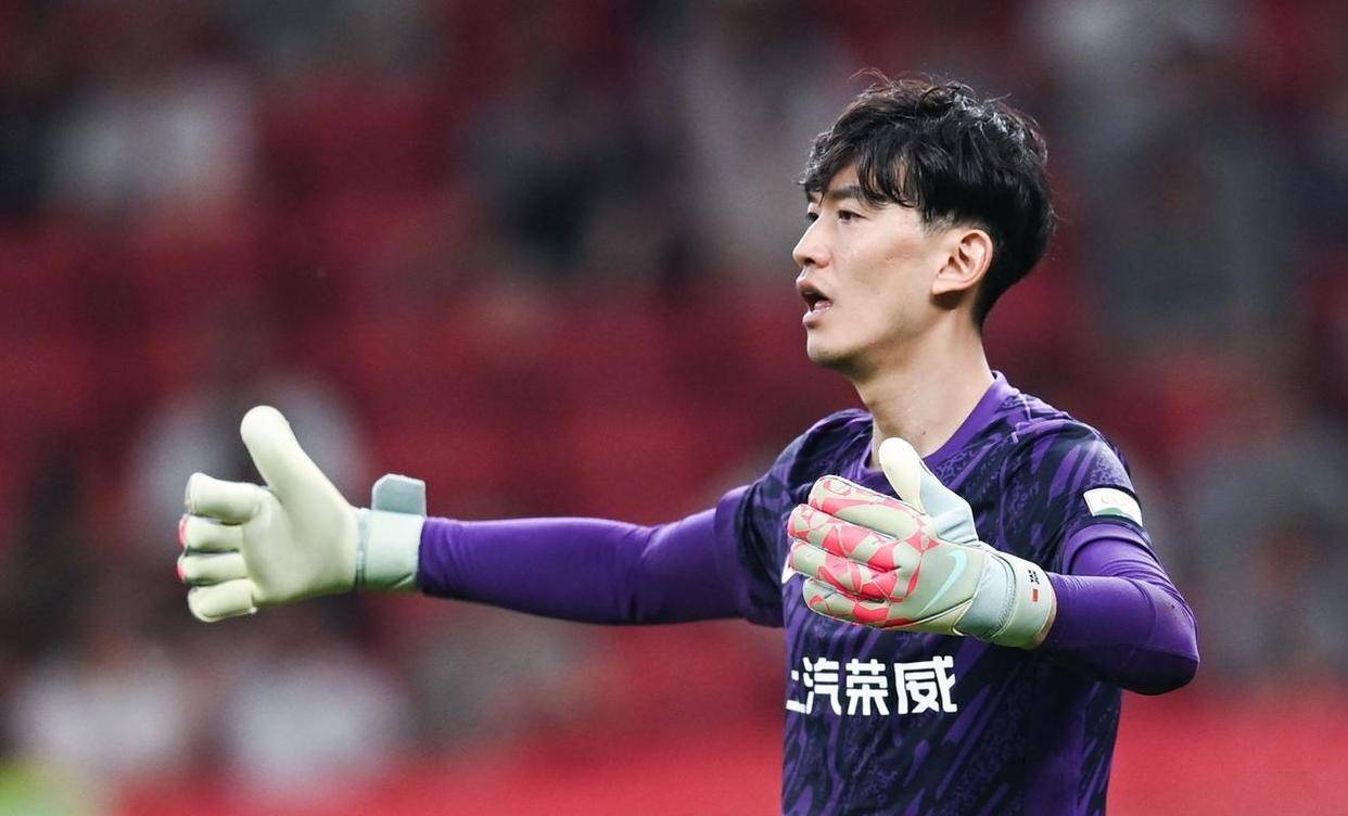 转折点！克里夫兰骑士止住颓势，亚冠窗口期攻防权衡，球迷炸锅，球探报告显示潜力的简单介绍