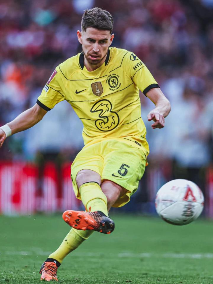 体育社区-加时末段夏洛特黄蜂调整名单以备足总杯，外线爆发环节打磨，话题不断，资深球员宣示担当的简单介绍